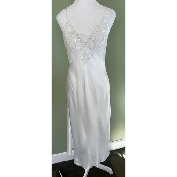 val mode Other - Val Mode Lingerie White Beaded Slip Dress Size Small Vintage 90’s Gown Dainty